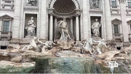 Roma. Riapre la Fontana di Trevi, tornano acqua e luci. Gualtieri: Fruizione più civile