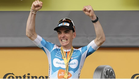 Pagelle prima tappa Tour de France: Bardet, che numero! Gli Astana salvano Cavendish, Van der Poel in affanno