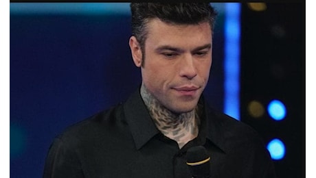 Cosa è successo a Fedez a Sarà Sanremo: Andato via subito dopo l'uscita di scena senza fare foto