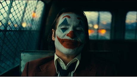 Joker: Folie À Deux, la follia Arthur Fleck e Harley Quinn è al centro del nuovo trailer in italiano