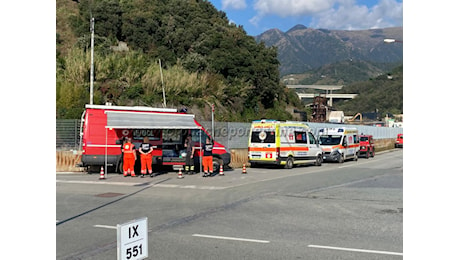 FOTO – Arenzano, continuano le ricerche di Davide Violin, travolto dalla furia del Lissolo