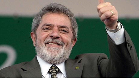 Brasile, Lula operato per un’emorragia intracranica dopo una caduta in casa