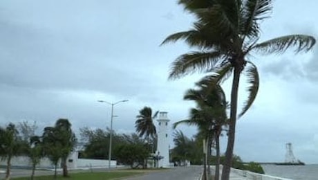La furia dell'uragano Beryl sulla Giamaica