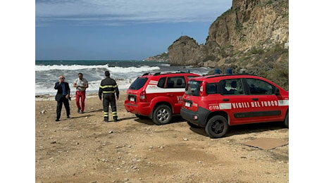 Partinico, riprese ricerche disperso, mare in tempesta (VIDEO)