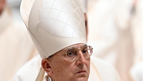 Dominique Mamberti, ecco chi è il cardinale protodiacono che ha annunciato il nuovo Papa