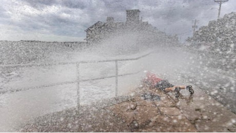 Calamità naturali - L’uragano Helene si abbatte sulla Florida: almeno tre morti