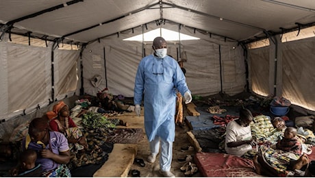 Treviso, morto a 55 anni per (sospetta) febbre con emorragia: era da poco tornato dal Congo. Le autorità africane: «Da noi forma grave di malaria»