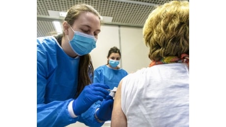 Como, al via la campagna antinfluenzale. Il 5 ottobre Vax Day: ecco dove è possibile farlo gratuitamente