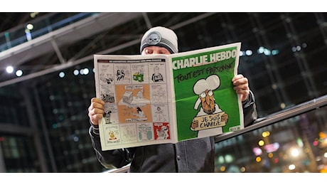 Dieci anni fa l’attentato alla redazione di Charlie Hebdo: perché successe? E dopo?