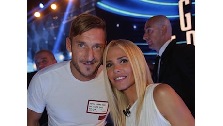 Non vogliono più farsi la guerra in tribunale. Francesco Totti e Ilary Blasi, accordo a sorpresa?