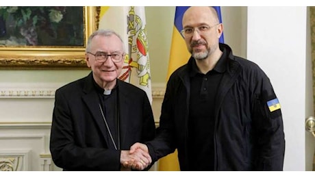 Il card.Parolin incontra a Kiev il primo ministro dell'Ucraina