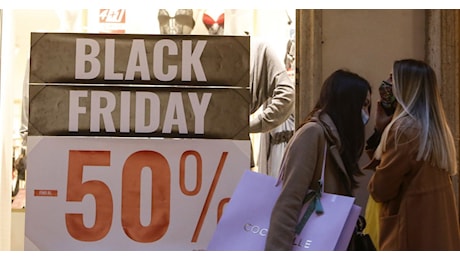 Black Friday: Confesercenti-Ipsos, giro d'affari in crescita. Si spenderanno oltre 3 miliardi