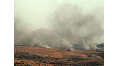 Raid Israele, Hezbollah risponde con razzi su Alture del Golan