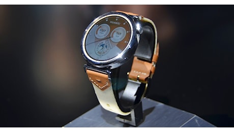 Annunciato Huawei Watch GT5, il primo con TruSense. Il modello Pro ha una modalità per il golf