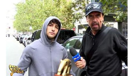 Striscia la Notizia, Tapiro d’Oro a Tony Effe dopo il dissing con Fedez