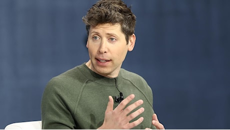 Sam Altman accusato dalla sorella: “Mi ha abusata fin da quando ero bambina”. La replica: “Falso”