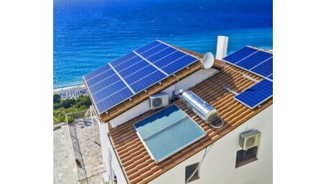 Bonus Fotovoltaico 2024: Redel installa gli impianti fotovoltaici gratuiti per le famiglie a basso reddito
