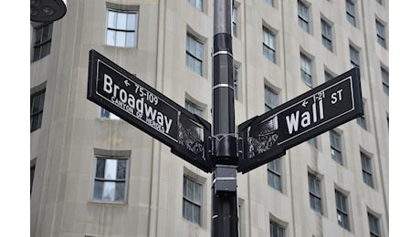 Wall Street apre in rialzo: nuovo record per il Dow Jones, Nasdaq guadagna lo 0,44%