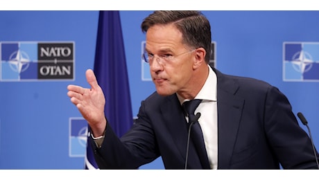 Rutte, 'sono a favore di Kiev nella Nato, siamo vicini'