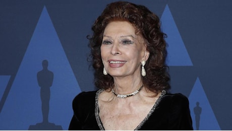 Eterna Sophia Loren: “Pensione? Penso al mio prossimo film”