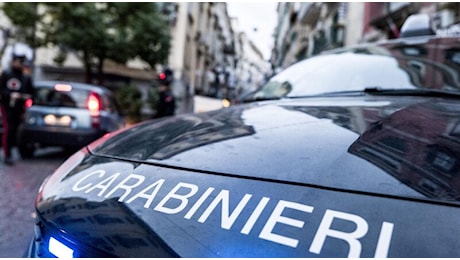 Giallo nel Casertano, 19enne trovato morto in una sala giochi: a ucciderlo almeno tre colpi di pistola