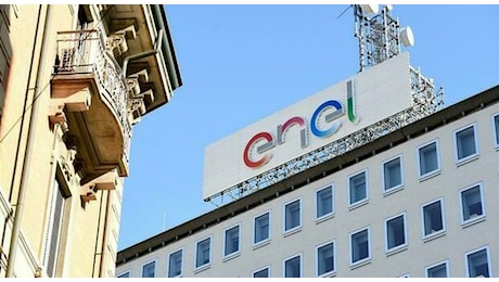 Enel, investimenti per 43 miliardi. Cattaneo: «Si apre un nuovo capitolo»