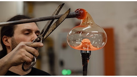 Venice Glass Week, il festival che celebra il vetro artistico tra tradizione e innovazione