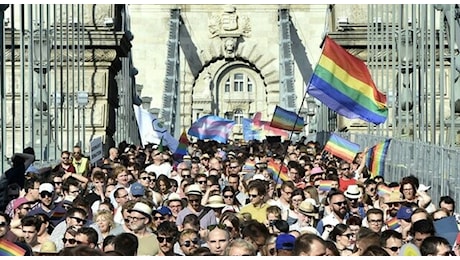 La Commissione valuterà le mosse contro Budapest per sostenere la comunità Lgbt