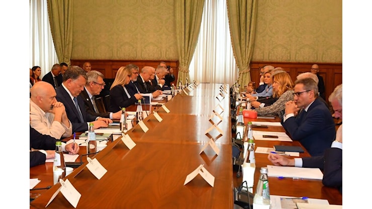 Sicurezza sul lavoro. A Palazzo Chigi il confronto Governo-sindacati. Fumarola: “Fondamentale la conferma della premier Meloni sulla volontà di costruire un Patto tra Governo, sindacato e imprese che affronti sicurezza e qualità del lavoro” - CISL Sicurezza sul lavoro. A Palazzo Chigi il confronto Governo-sindacati. Fumarola: “Fondamentale la conferma della premier Meloni sulla volontà di costruire un Patto tra Governo, sindacato e imprese che affronti sicurezza e qualità del lavoro” - CISL