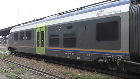 La Milano-Mortara-Alessandria tra “le linee peggiori d’Italia”: “Prendere un treno è un’avventura e una scommessa”