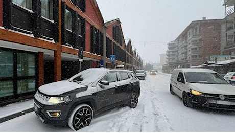 Meteo, le previsioni: neve in Piemonte e Valle d'Aosta e freddo polare al Nord, forti temporali tra Sicilia e Sardegna