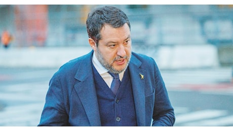 “La corte dell’Aia serve i terroristi”: Salvini fischiato