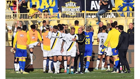 Catanzaro-Modena 2-2, le pagelle: Idrissi sbaglia e poi si riscatta. Palumbo assist-man, bene Abiuso e Dellavalle, Botteghin rischia nel finale