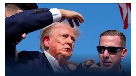 Cecchino spara a Donald Trump durante un comizio e lo ferisce all'orecchio. Ucciso l’attentatore. Polemiche sulla sicurezza