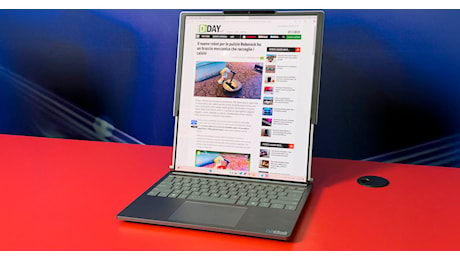 Lenovo l’ha fatto: ThinkBook Plus Gen 6 Rollable è il laptop con lo schermo allungabile