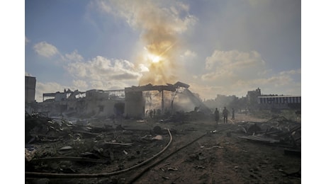 Raid israeliani su Gaza, almeno 25 morti