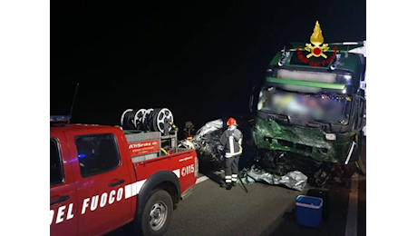 Due giovani pugliesi morti in un incidente stradale nel potentino