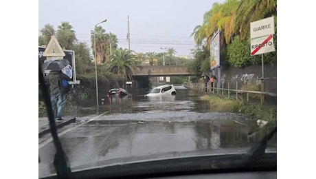 Sicilia sott'acqua, autostrada allagata