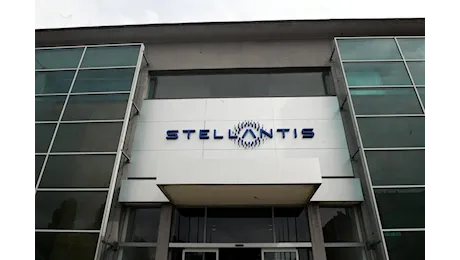 Stellantis scivola in Borsa (-7,2%) dopo l’addio di Tavares