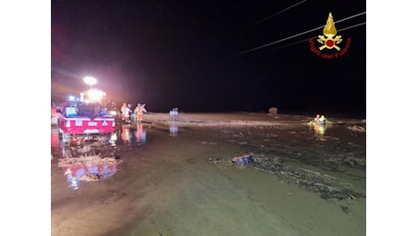 Meteo: Alluvione in Toscana, nonna e nipote ancora dispersi, cos'é accaduto