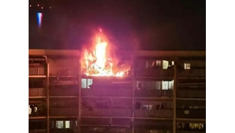Terribile incendio in un palazzo a Nizza: numerose vittime e feriti