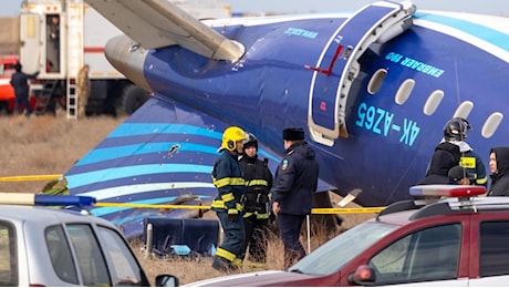 Aereo dell’Azerbaijan precipitato: sarà il terzo jet passeggeri abbattutto dai russi in 40 anni?