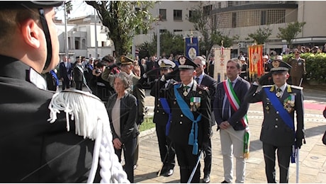 Le cerimonia - Celebrata a Catanzaro la festa dell’Unità nazionale e delle forze armate: «Un impegno costante per la democrazia»