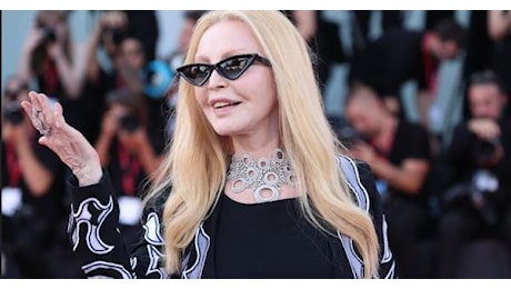 Patty Pravo arriva alla Mostra del Cinema di Venezia: il video