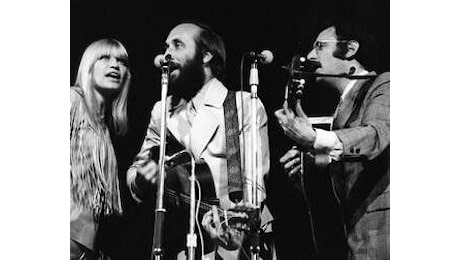 Morto Peter Yarrow, leader del trio folk 'Peter Paul and Mary' aveva 86 anni