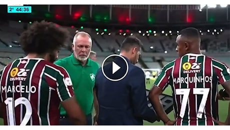 Fluminense, Marcelo litiga con l'allenatore Menezes prima di entrare in campo: niente cambio!