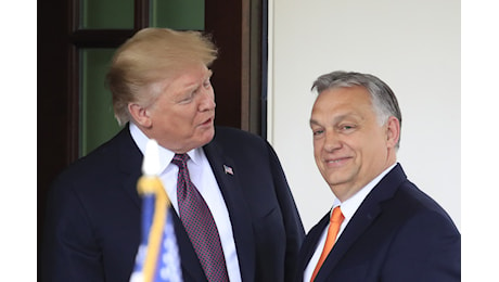 Orbán nella residenza di Mar-a-Lago per incontrare Trump e famiglia