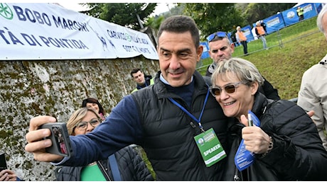 Generale Vannacci a Pontida: «La tessera della Lega? Vedremo. La cittadinanza italiana è quella ereditata dai nonni sul Carso»