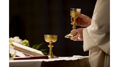 Da papa Francesco nuove norme per regolamentare le offerte delle Sante Messe: “La Chiesa non è una dogana”