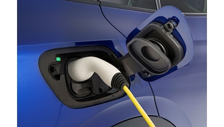 Vendite auto elettriche, Regno Unito record nel 2024. Superata la Germania